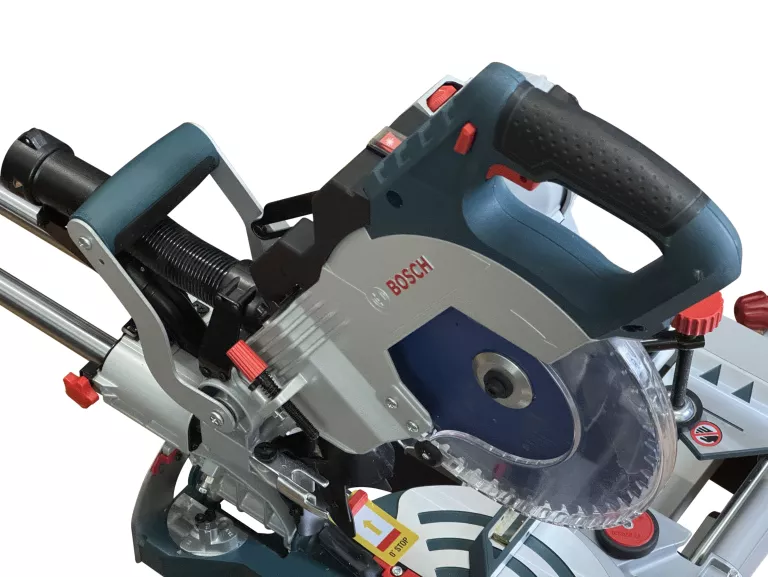PIŁA UKOŚNICA BOSCH GCM 8 SDE 1600W 216MM 2024R + STÓŁ BOSCH GTA 2600