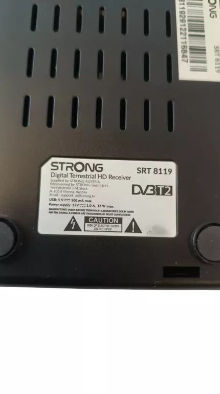 DEKODER DVBT2 STRONG SRT 8119 KOMPLET