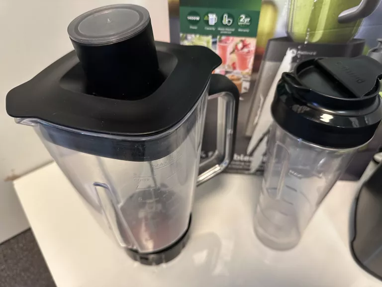 BLENDER PHILIPS HR3664 W PUDEŁKU