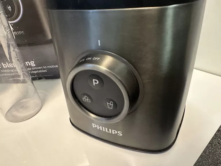 BLENDER PHILIPS HR3664 W PUDEŁKU