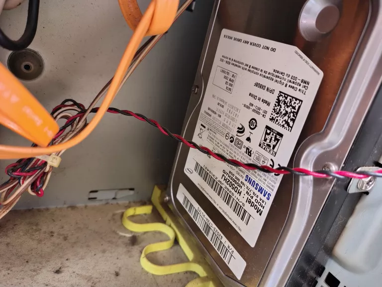 komputer-stacjonarny-czarny-w7-amd-na-czesci-liczba-rdzeni-procesora-4329-1