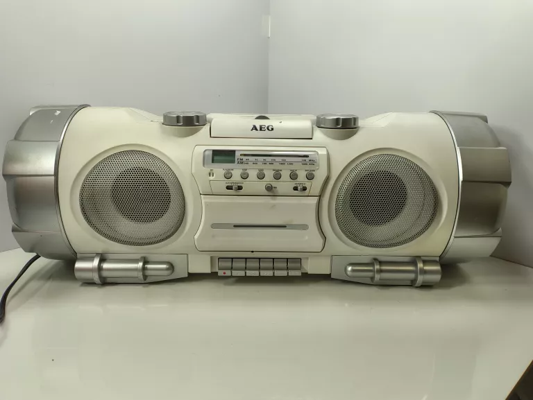 BOOMBOX AEG SRR 4317 RADIO ODTWARZACZ CD MAGNETOFON KASETOWY