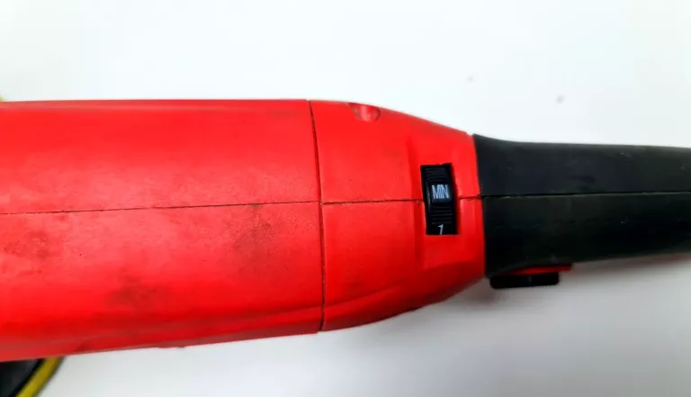 POLERKA APA S1P-0016-180 1200W