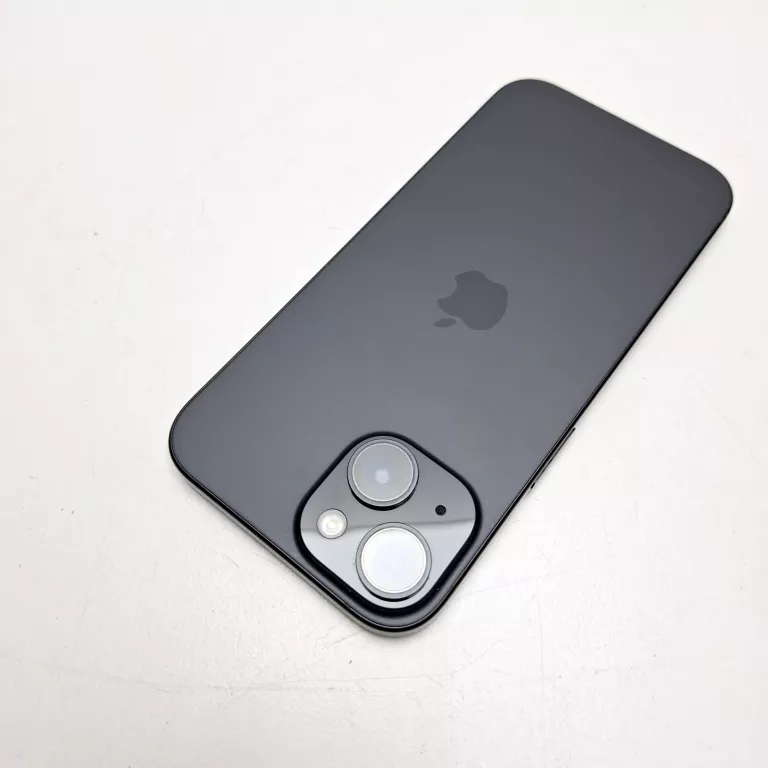 telefon-apple-iphone-15-128gb-97-przekatna-ekranu-610