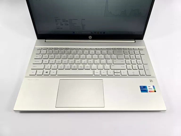 LAPTOP HP PAVILION 15-EG0052NW 15,6 " INTEL CORE I5 8 GB / 512 GB SREBRNY