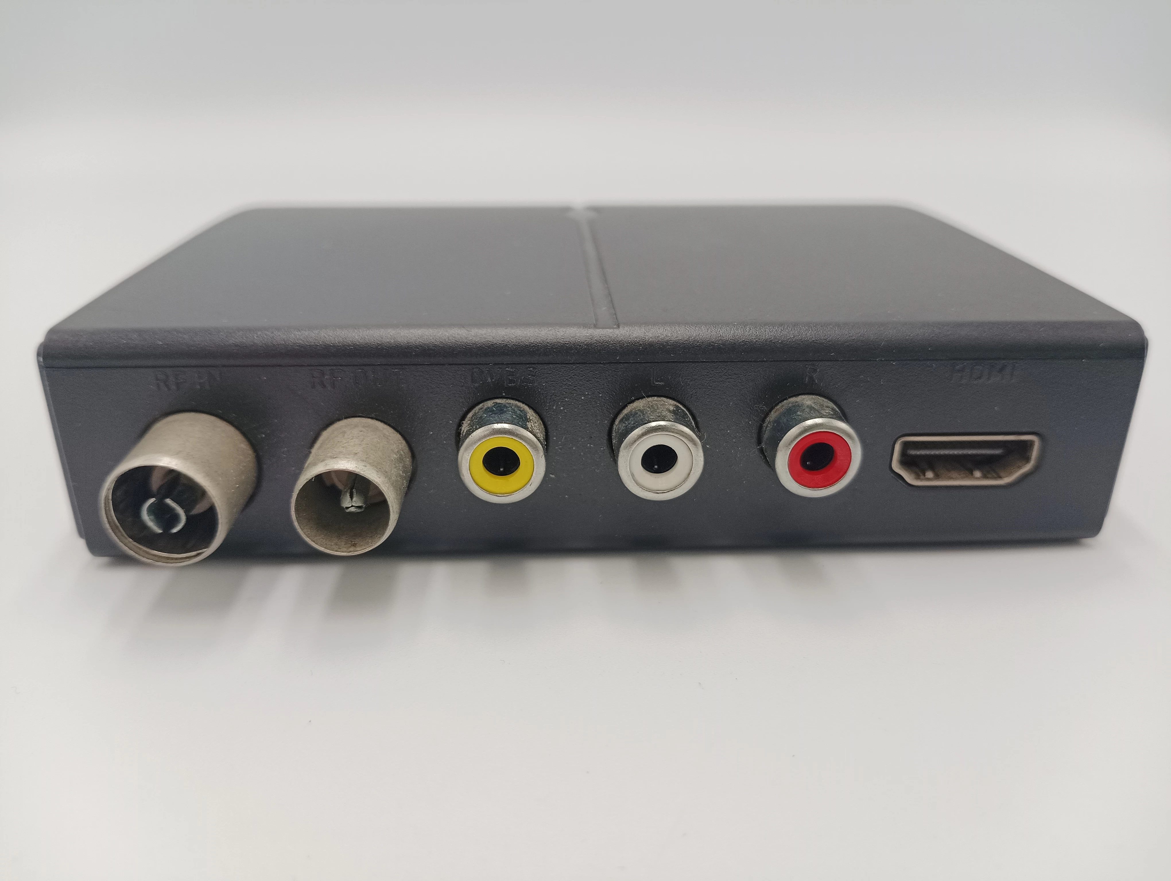 dekoder-vivax-dvb-t2-brak-pilota-model-dvb-t2-183pr