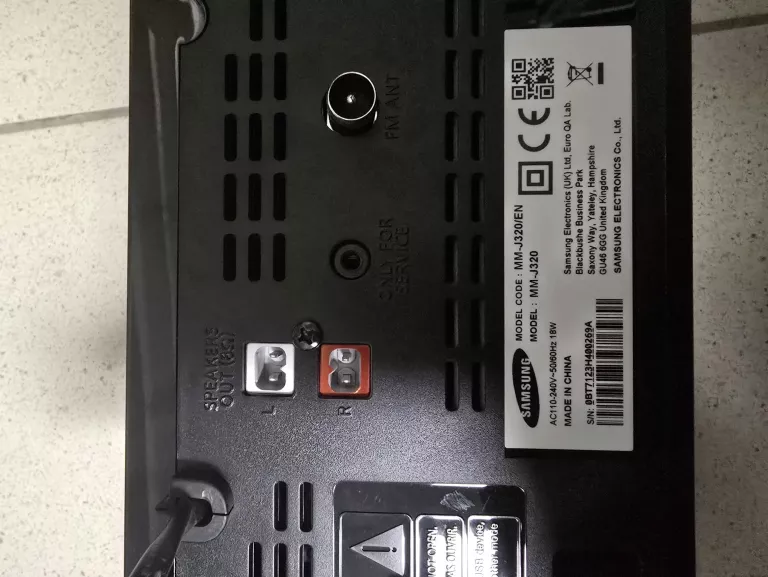 MINI WIEŻA SAMSUNG MM-J320 + PILOT