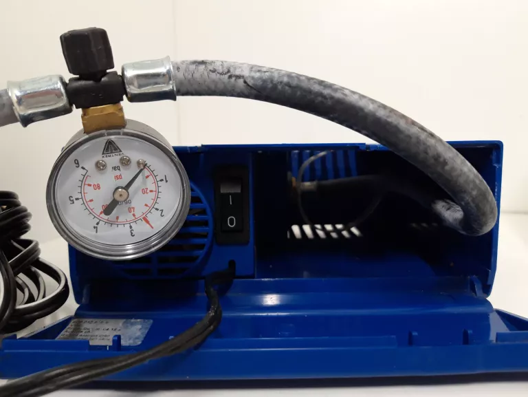 KOMPRESOR + KLEJ DO OPON VW AUDI SEAT SKODA 8D0012615B