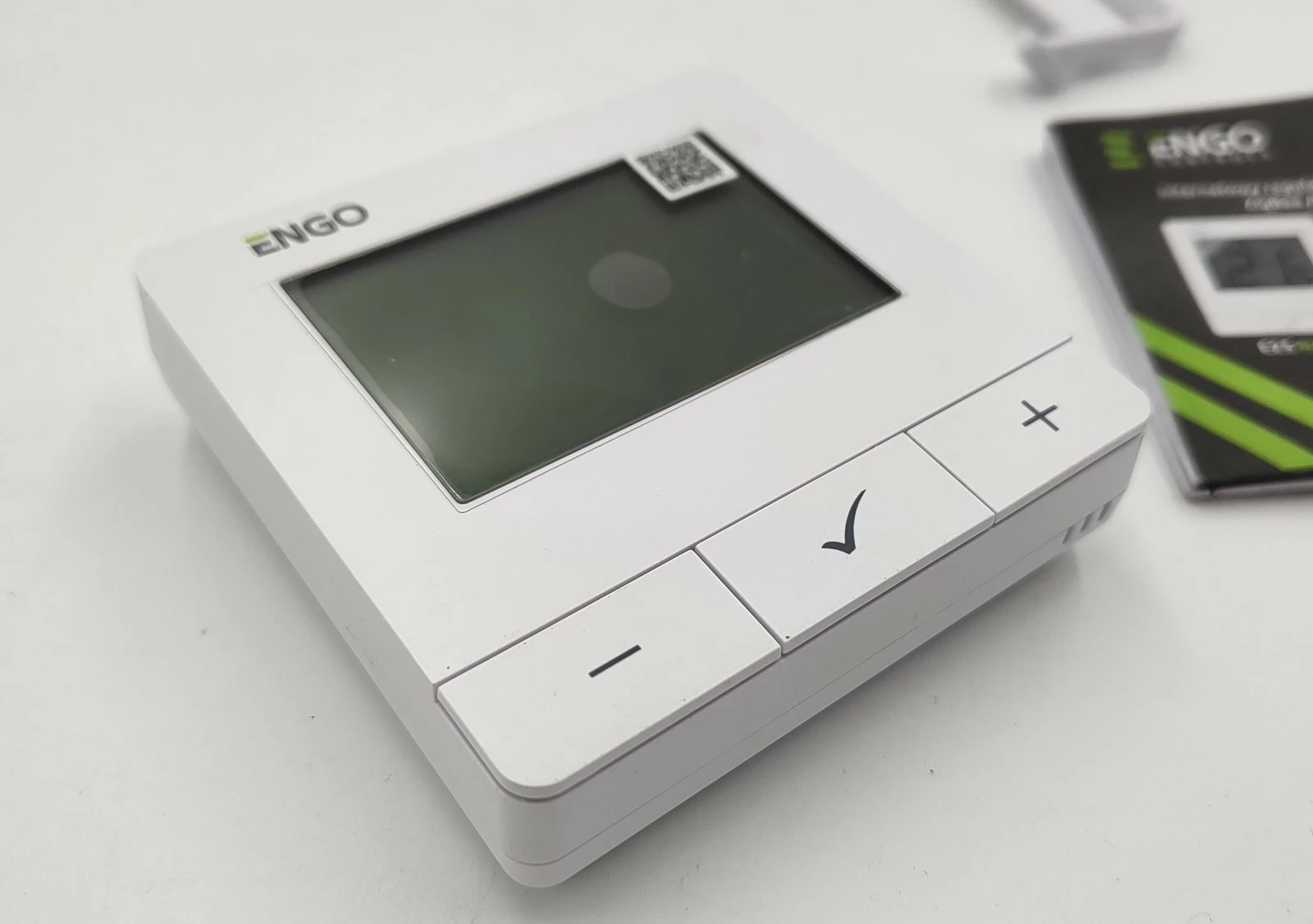 regulator-temperatury-engo-e25-zigbee-3-ean-gtin-5905481996451