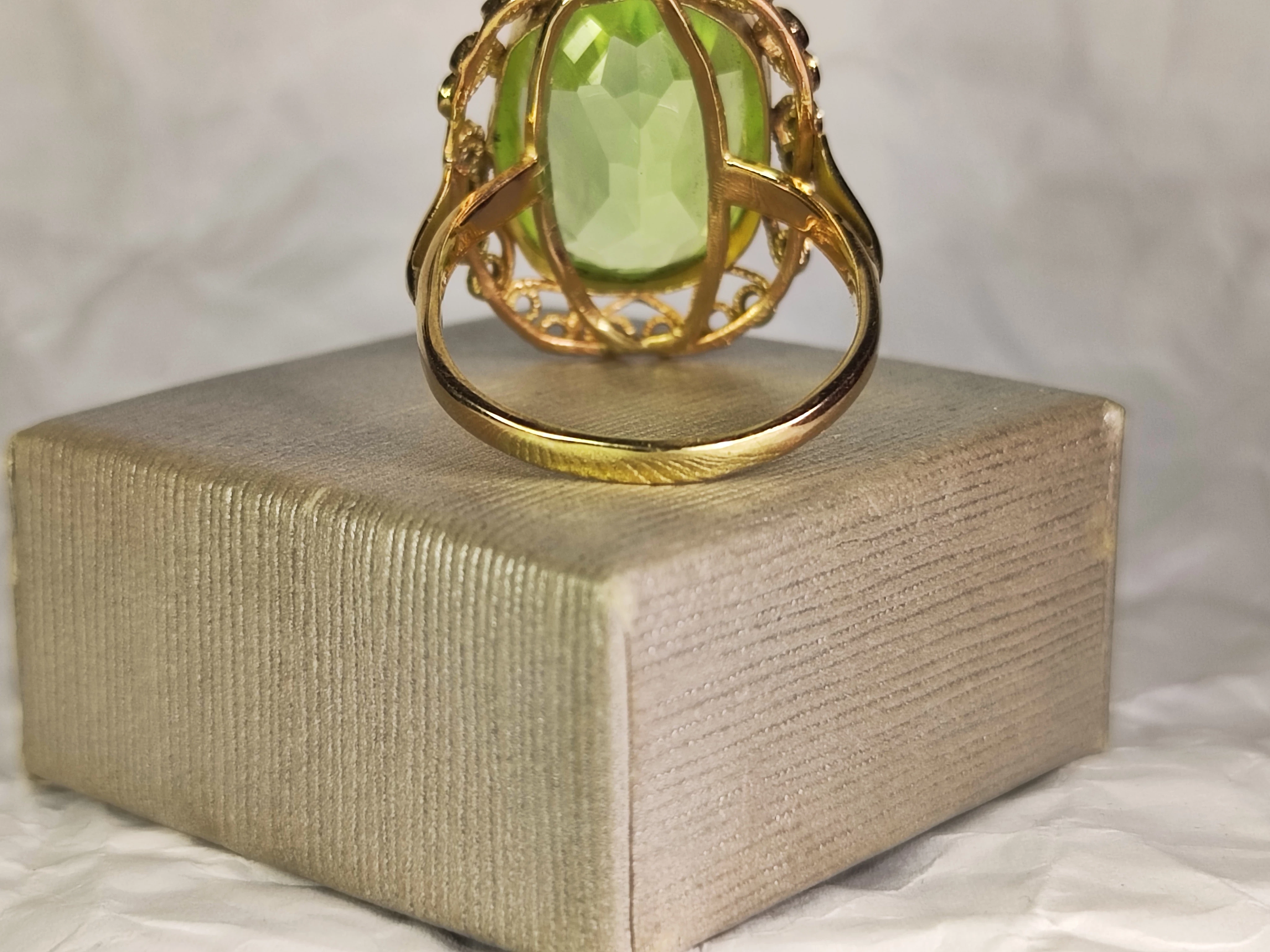 zloty-pierscionek-zielona-cyrkonia-w-koronce-1001g585-rodzaj-zapiecia-2207-3