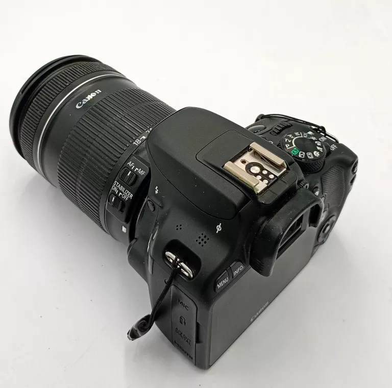 aparat-canon-eos-100d-obiektyw-18-135mm-polecamy-ean-gtin-4960999981680