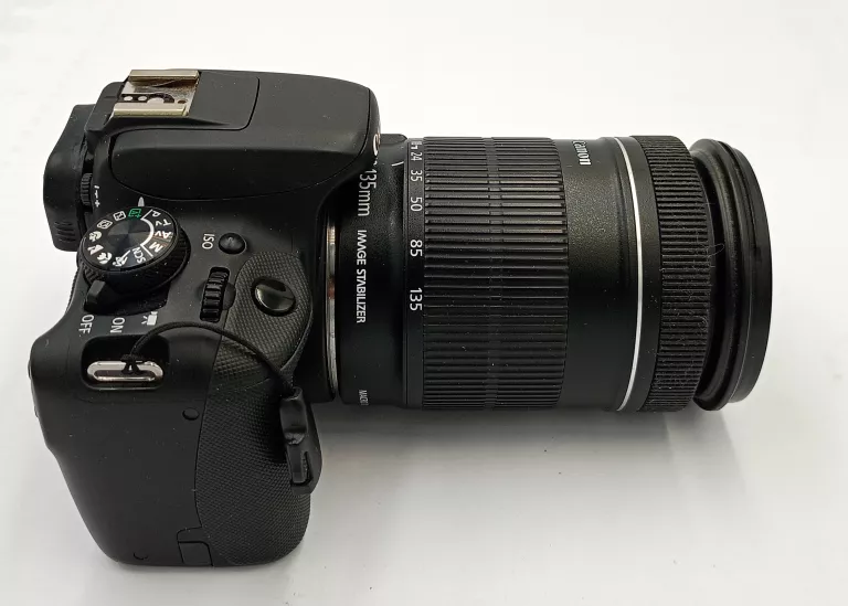 aparat-canon-eos-100d-obiektyw-18-135mm-polecamy-rozdzielczosc-1800