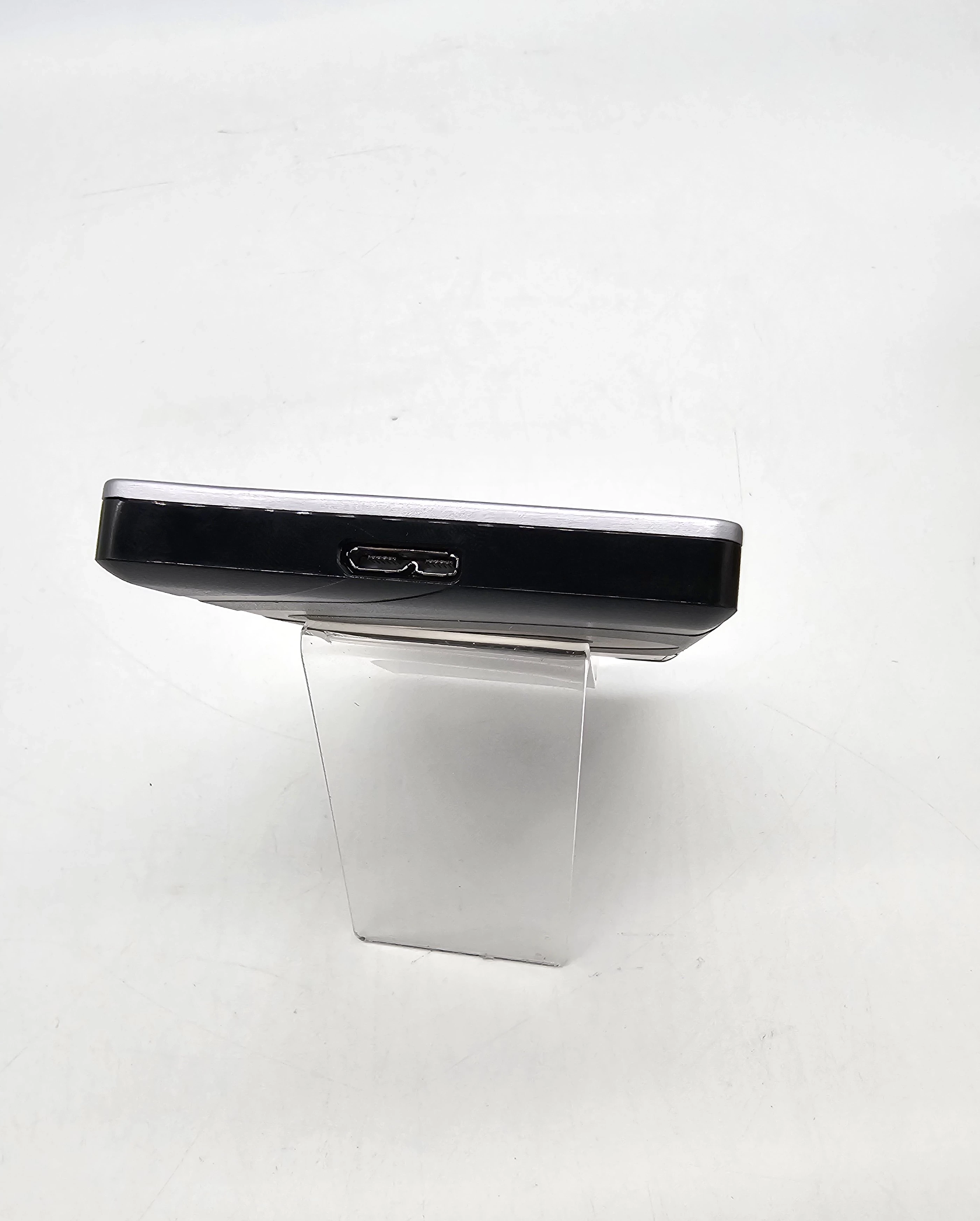 dysk-zewnetrzny-hdd-seagate-srd00f1-1tb-kod-producenta-srd00f1