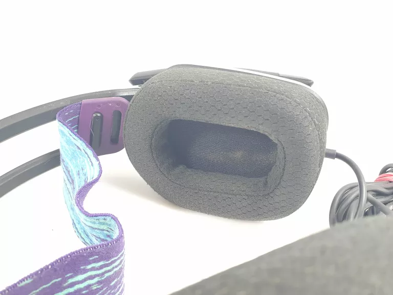 SŁUCHAWKI PRZEWODOWE LOGITECH G335