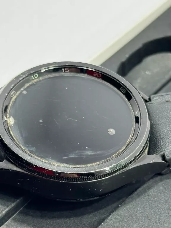 GALAXY WATCH 6 CLASSIC TYŁ STŁUCZONY