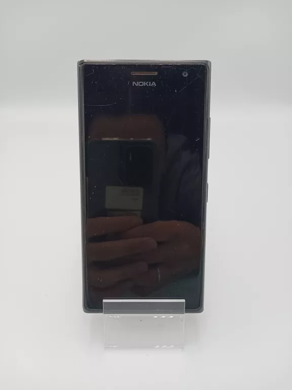SMARTFON NOKIA LUMIA 735 1/7 GB 354265061418563