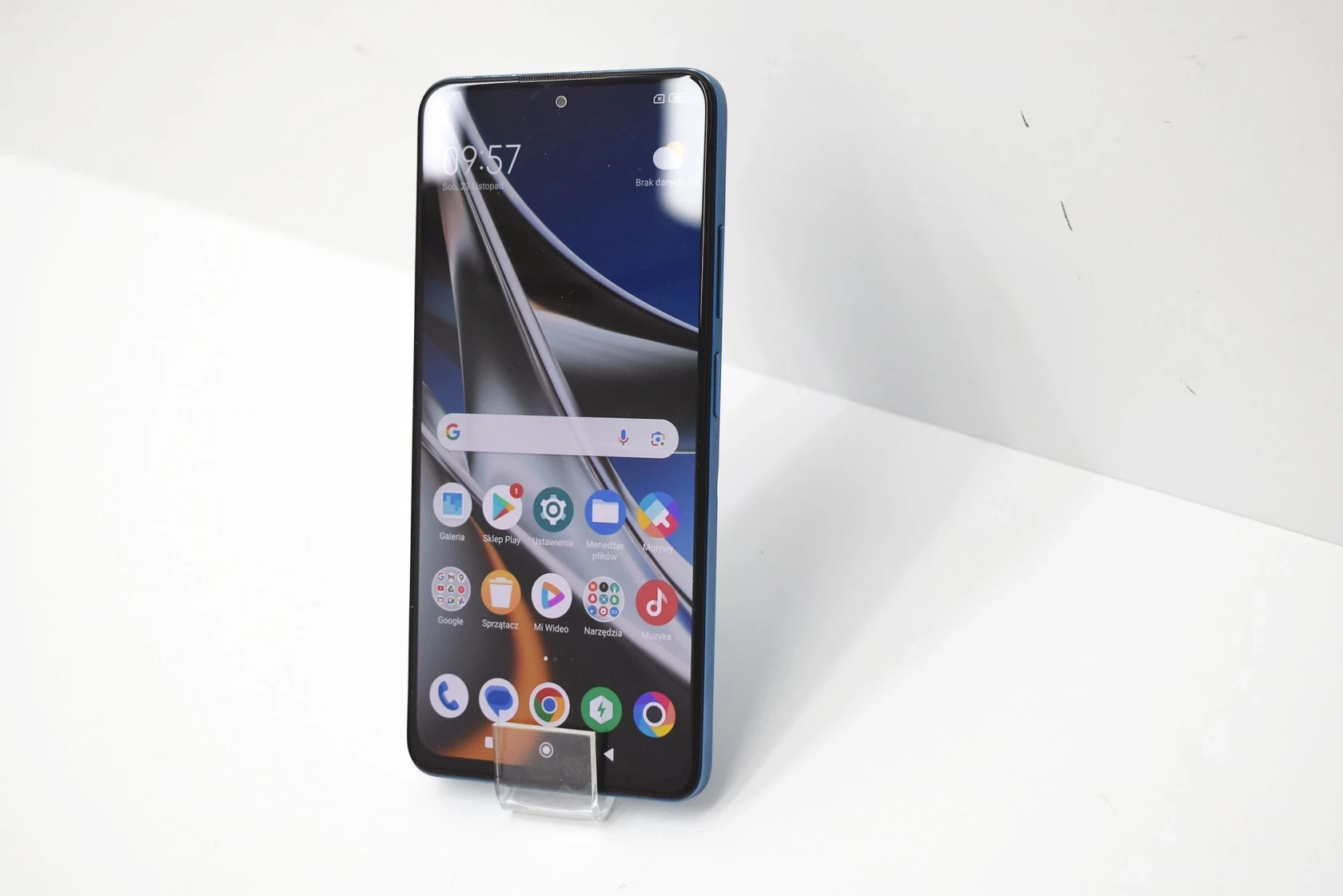 telefon-poco-x4-pro-5g-8256-niebieski-przekatna-ekranu-667