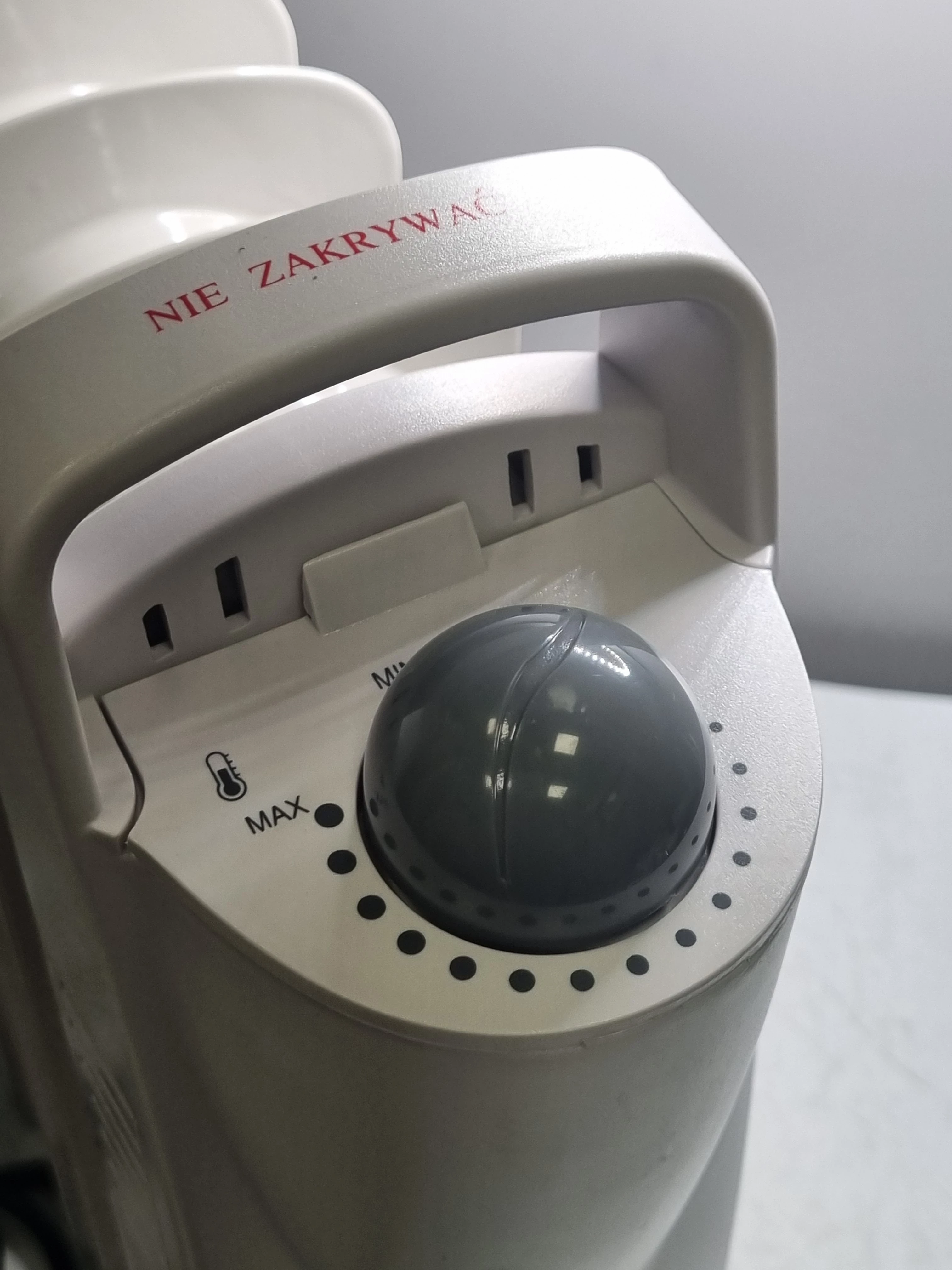 grzejnik-olejowy-tesco-ofr86-700w-kod-producenta-ofr86