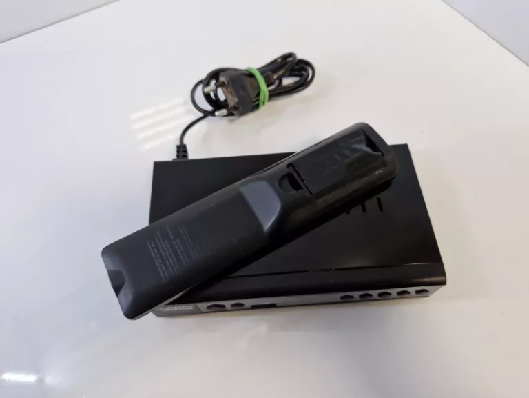 TUNER DVB-T2 CABLETECH URZ0336B DEKODER HEVC H.265