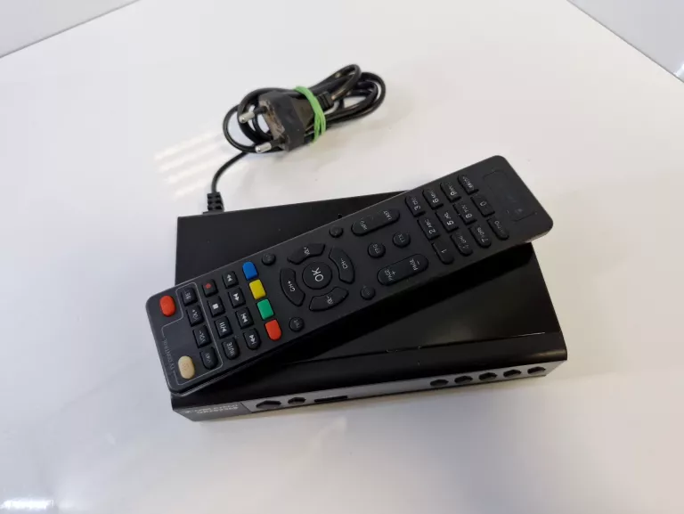 TUNER DVB-T2 CABLETECH URZ0336B DEKODER HEVC H.265