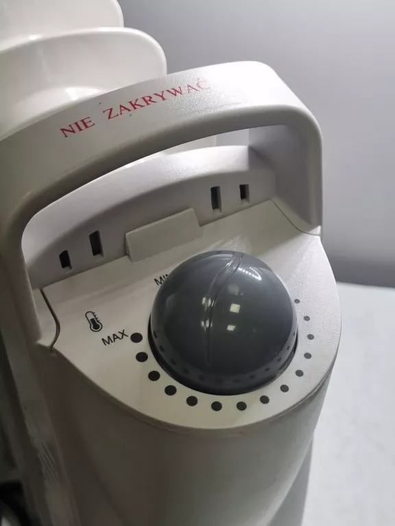 grzejnik-olejowy-tesco-ofr86-700w-kod-producenta-ofr86