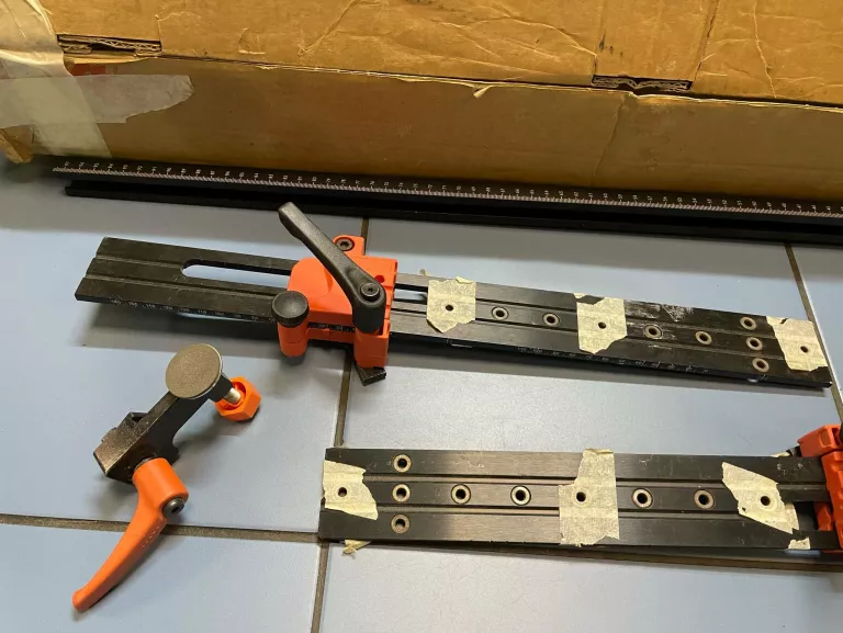 BLUM 65.1000.01 LISTWA UNIVERS., WZORNIK, MATRYCA