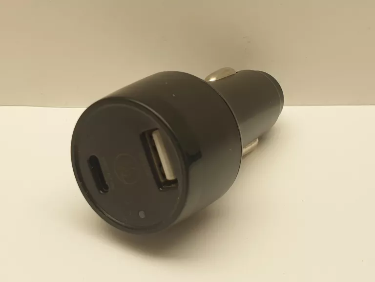 ŁADOWARKA SAMOCHODOWA HAMA 30W