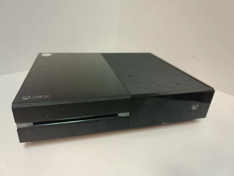 KONSOLA MICROSOFT XBOX ONE 500 GB
