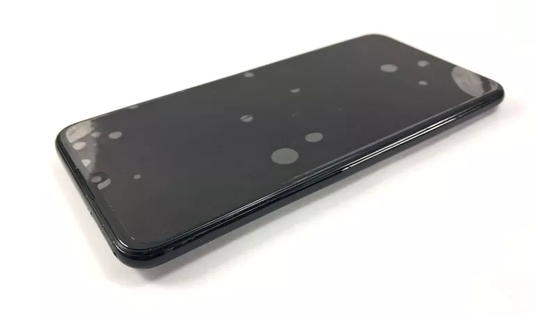 TELEFON HUAWEI P SMART 2019 3GB / 64GB CZARNY