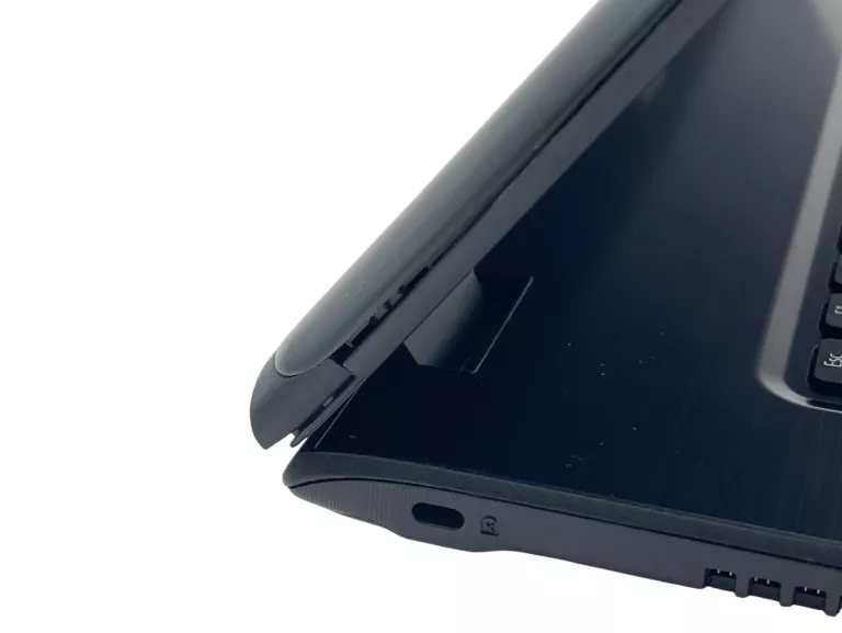 LAPTOP ACER E5-774 N16Q5 17" INTEL CORE I5-7200U 16/512GB SSD GTX 940MX