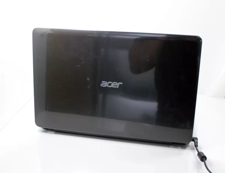 ACER ASPIRE E1-571 I3/6GB RAM/512GB HDD/WIN10