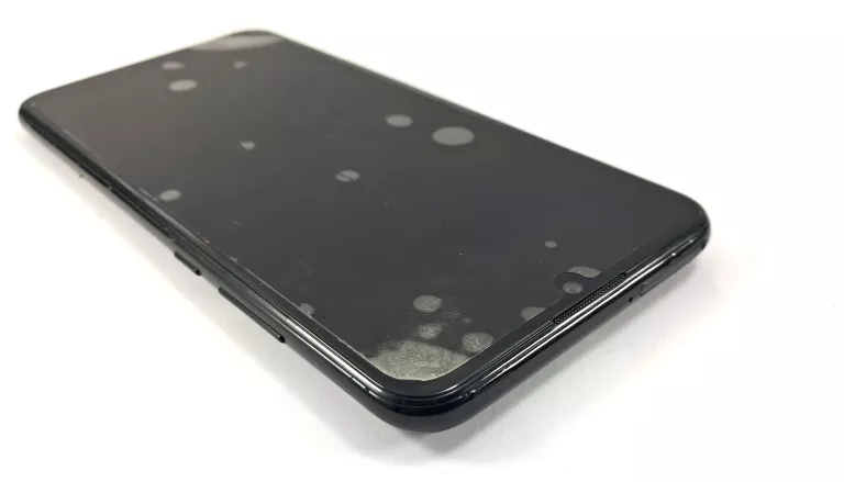 TELEFON HUAWEI P SMART 2019 3GB / 64GB CZARNY