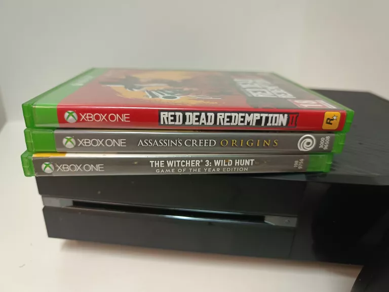 KONSOLA MICROSOFT XBOX ONE 500 GB
