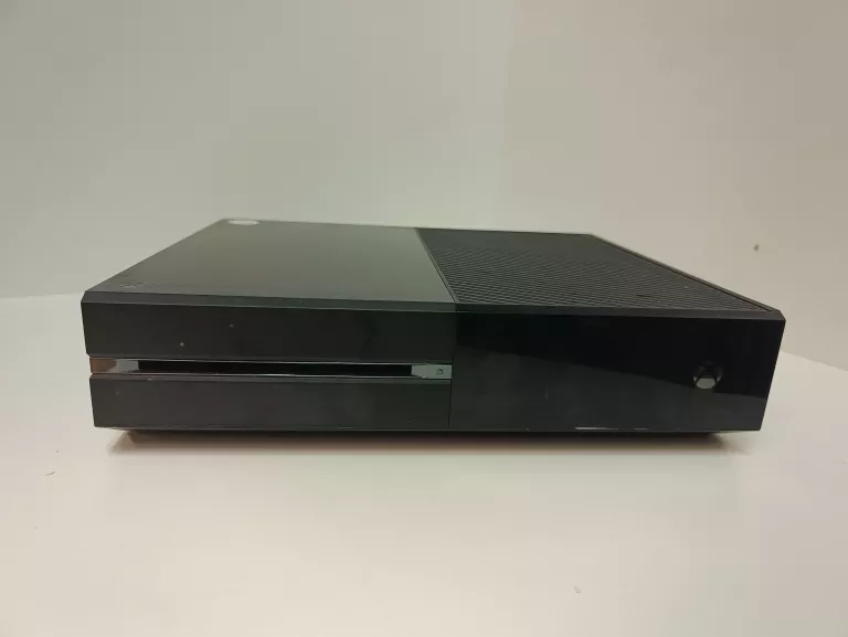 KONSOLA MICROSOFT XBOX ONE 500 GB
