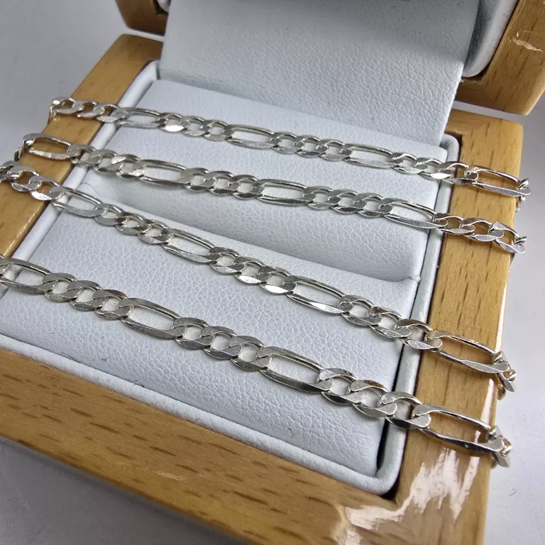 SREBRNY ŁAŃCUSZEK 5,53G 925