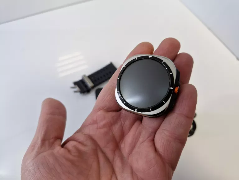 SAMSUNG GALAXY WATCH ULTRA 47MM LTE AMOLED TITANIUM SILVER ZEGAREK