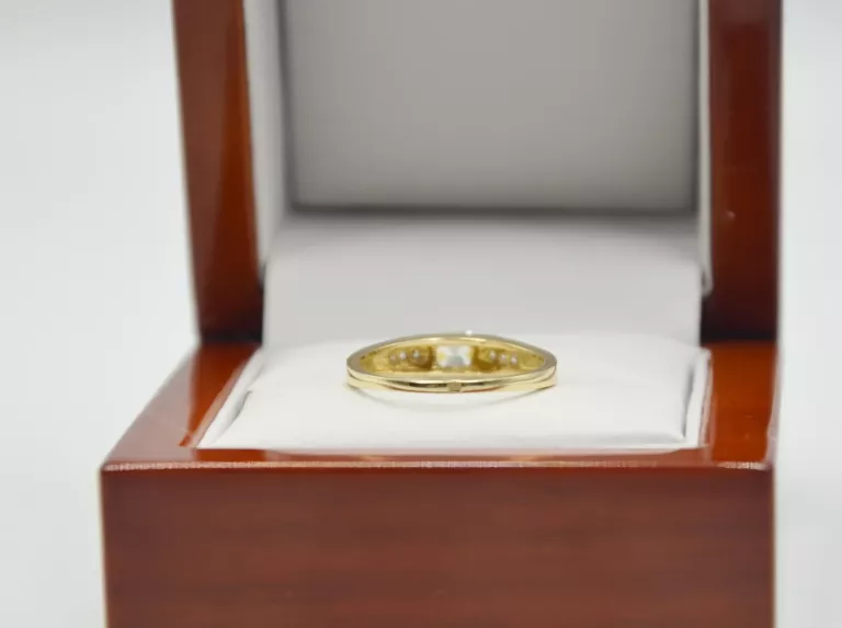 piekny-zloty-pierscionek-z-cyrkonia-585-w22g-rodzaj-2205-2