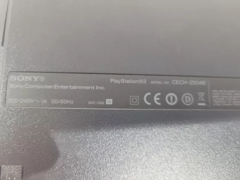 KONSOLA PS 3 PAD TORBA CECH-2504B 320GB + PAD