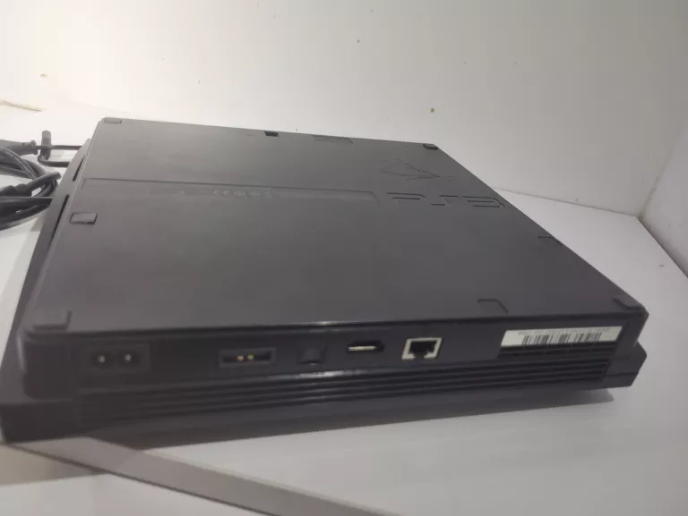 KONSOLA PS 3 PAD TORBA CECH-2504B 320GB + PAD