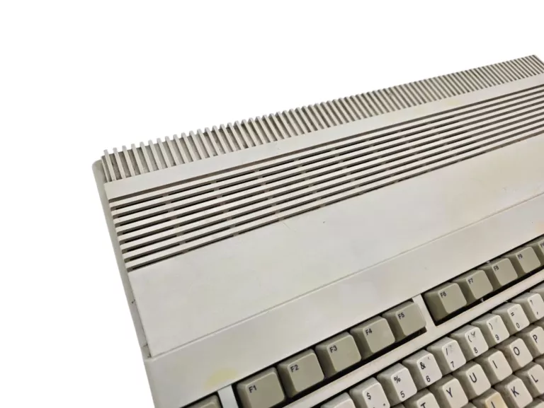 KOMPUTER RETRO AMIGA 500 COMMODORE A500 / MYSZKA / ZESTAW