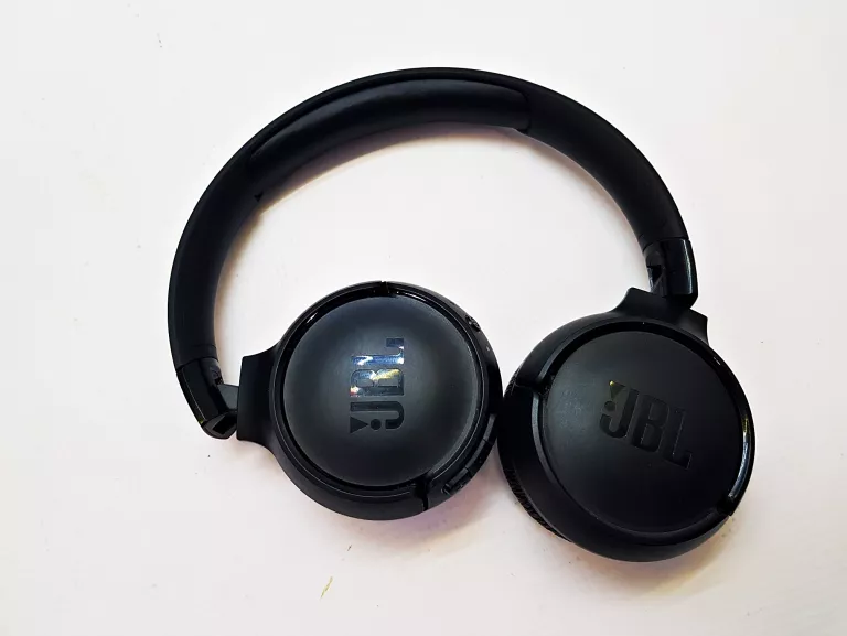 SŁUCHAWKI BEZPRZEWODOWE JBL TUNE 520 BT PUDEŁKO