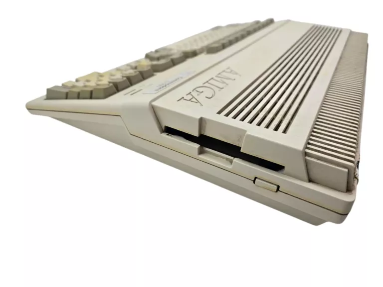 KOMPUTER RETRO AMIGA 500 COMMODORE A500 / MYSZKA / ZESTAW