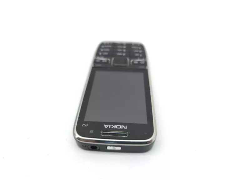 TELEFON NOKA E52 BEZ SIMLOCKA