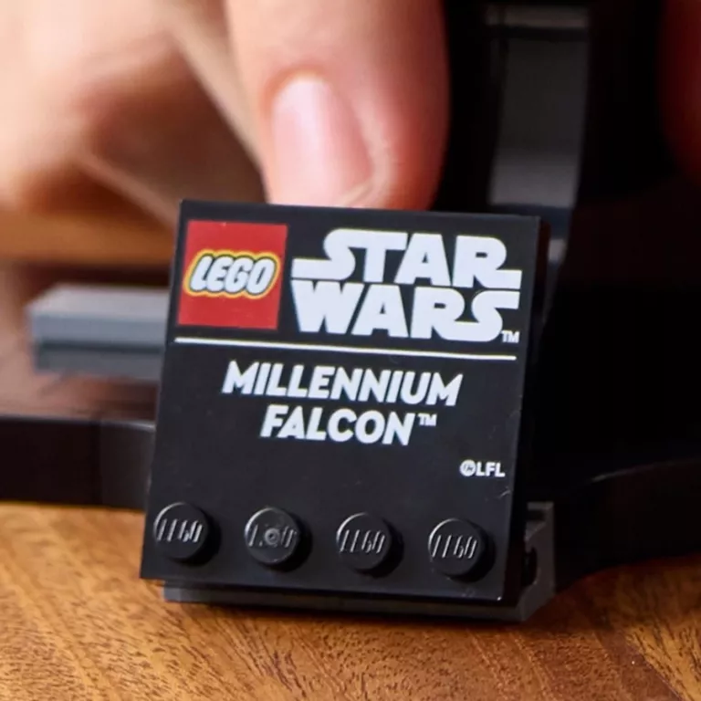 LEGO STAR WARS SOKÓŁ MILLENNIUM 75375