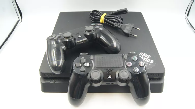 KONSOLA PLAYSTATION 4 SLIM 1TB +2 PADY