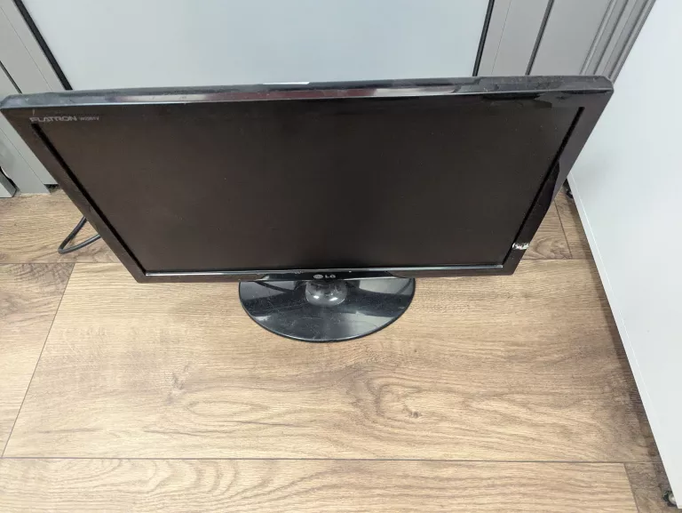 MONITOR LG FLATRON W2261