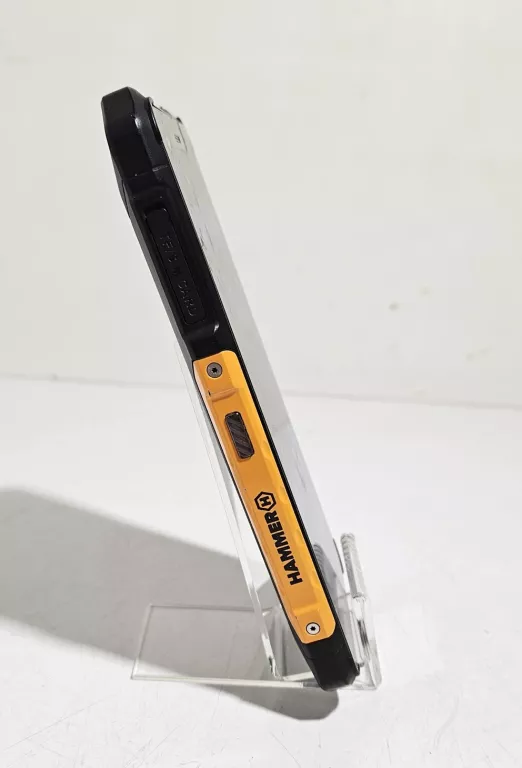 TELEFON HAMER IRON 3