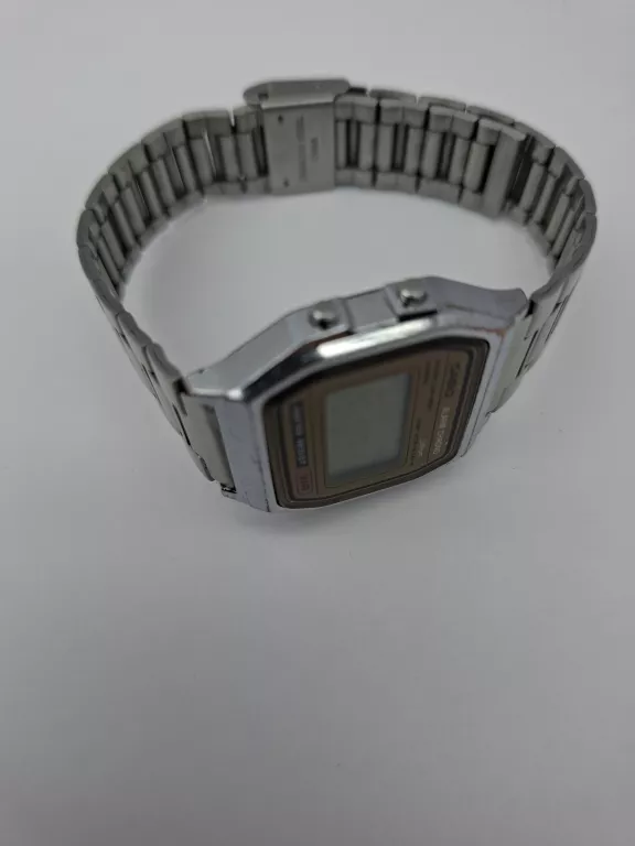 ZEGAREK VINTAGE ELEKTRONICZNY RETRO KLASYK Z64