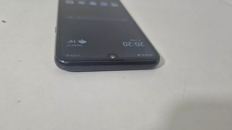 TELEFON LG Q60