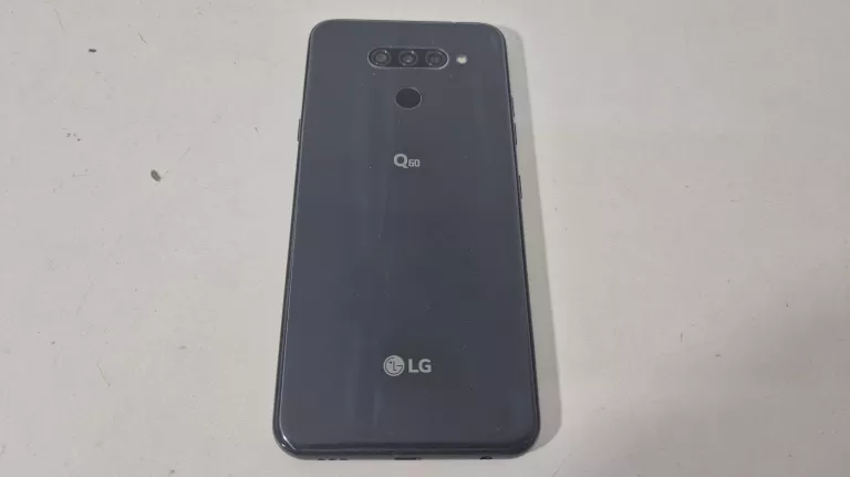 TELEFON LG Q60